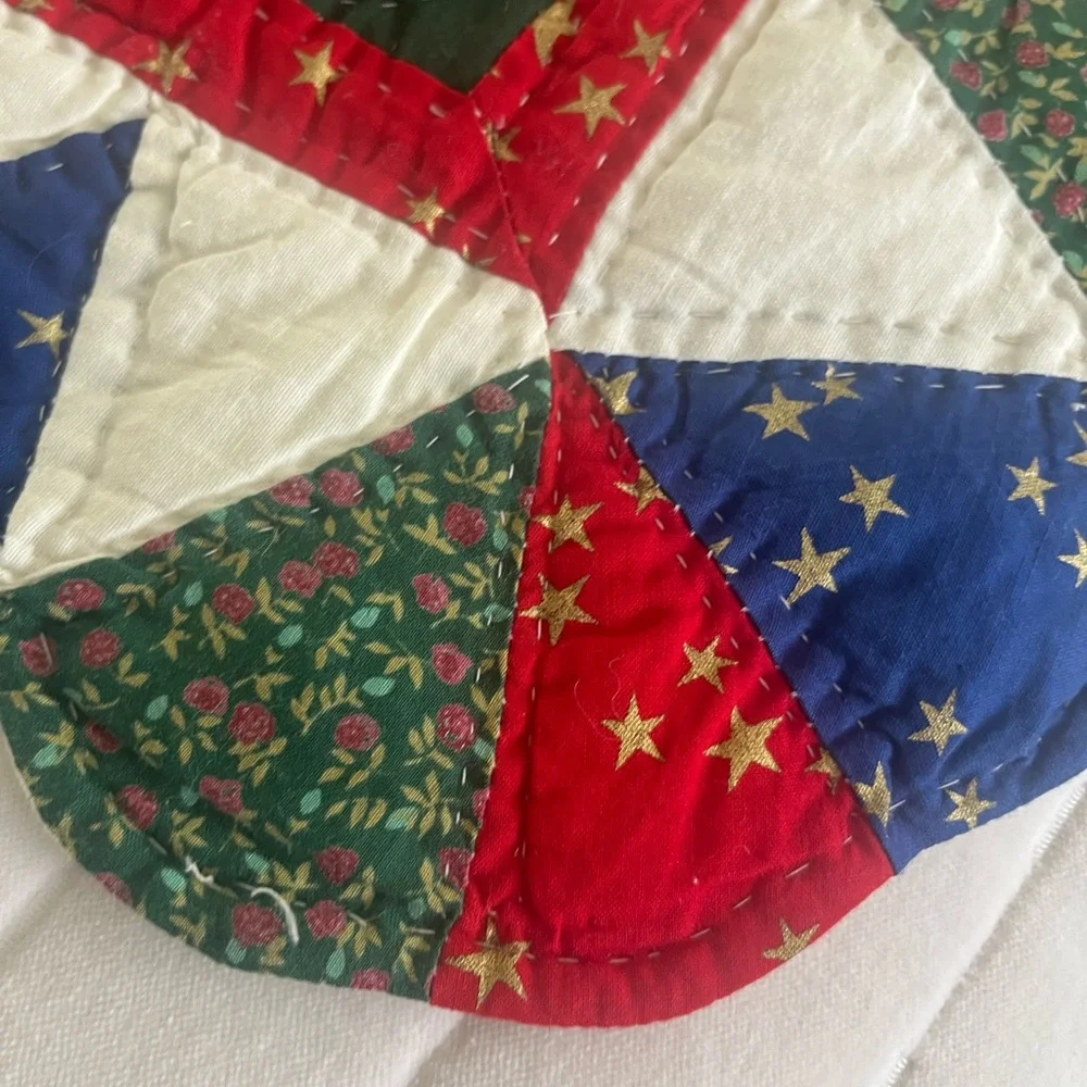 HANDMADE Angel Praying Choir Festive QUILT Scalloped Edges HOLIDAY CHRISTMAS Tre